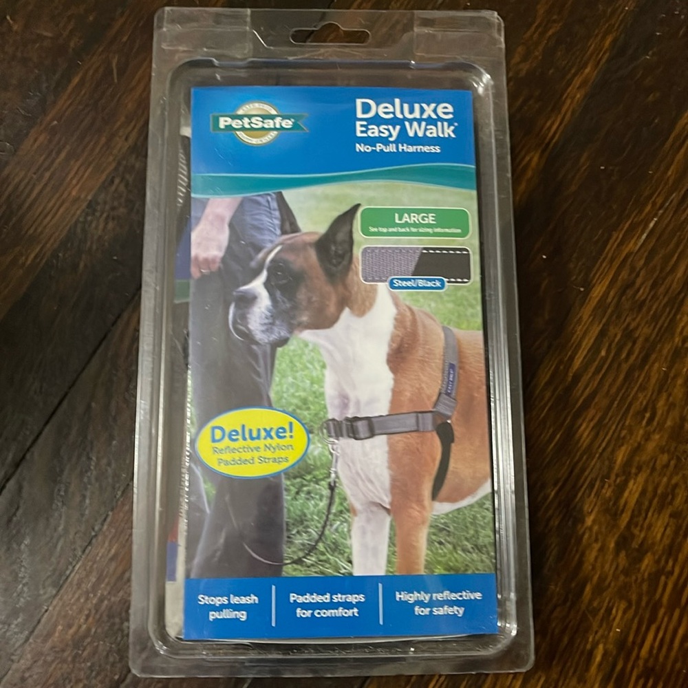 PetSafe Deluxe Easy Walk No-Pull Harness Lg Steel/Black *BENEFITS ANIMAL RESCUE*